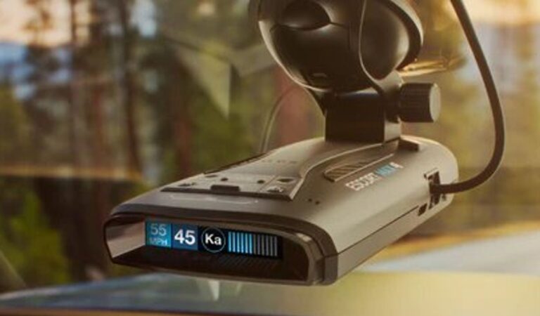 Escort Max 4: Advanced radar detection at entry-level price