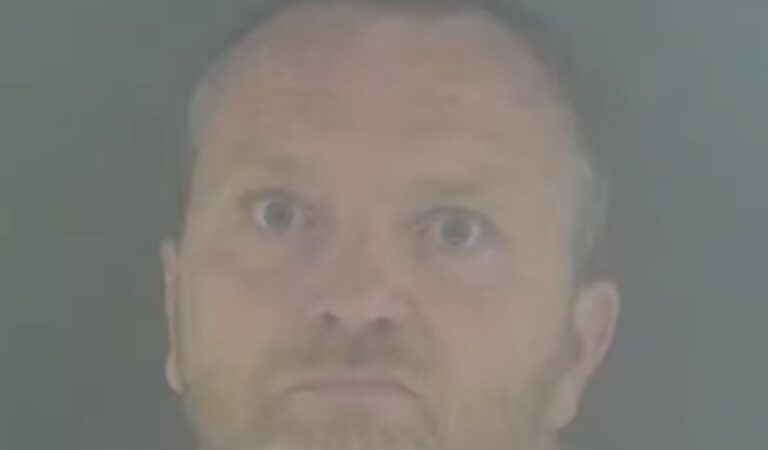 Former Republican Politician Sentenced After Pleading Guilty Of Attempting To Se*ually Assault His Daughter Former Republican Politician Sentenced After Pleading Guilty Of Attempting To Se*ually Assault His Daughter