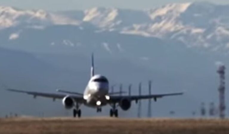 Air Traffic Controllers At Facility Briefly Lose Communications (Not Newark)