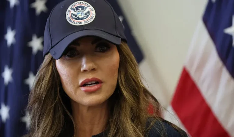DHS Secy. Kristi Noem barred from using bathroom at municipal building in Illinois