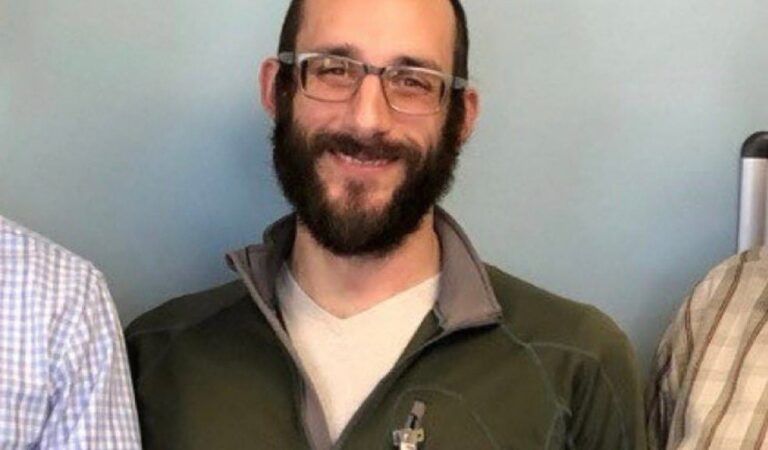 REPORT: DHS Investigating Whether Alex Pretti’s Handgun Accidentally Discharged