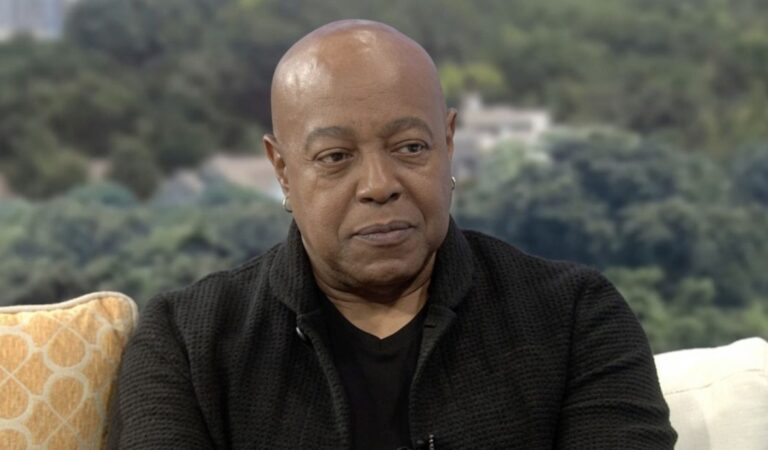 Grammy-Winning R&B Legend Dead After Suffering Stroke